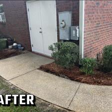 Navarre-Shine-Elevating-Excellence-in-Driveway-Cleaning-with-Honorable-Pressure-Washing 5