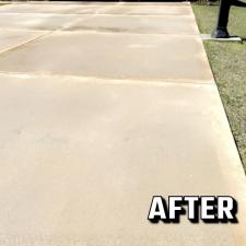 Navarres-Premier-Driveway-Cleaning-Service-Honorable-Pressure-Washing-Delivers-Excellence 2
