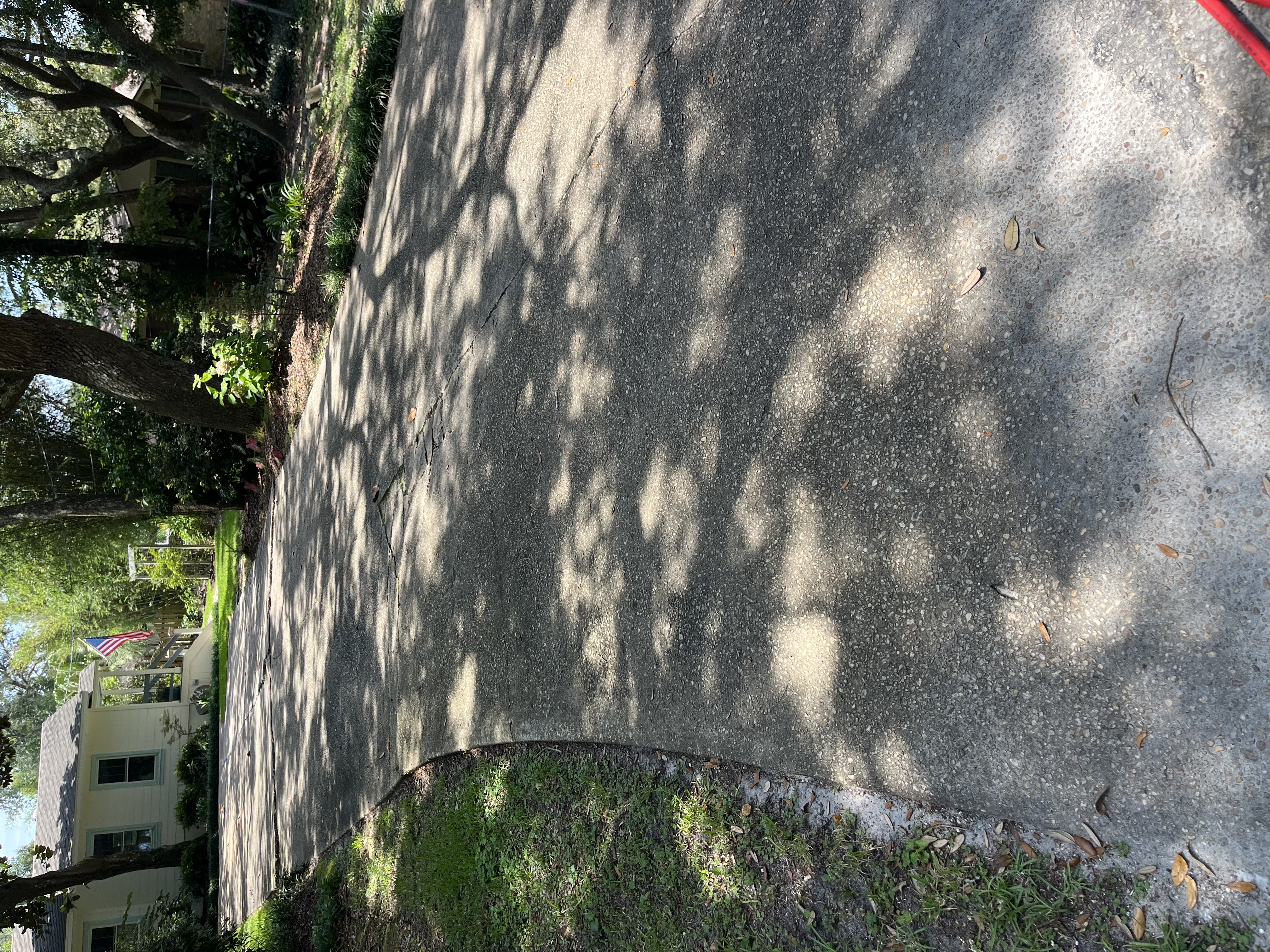 Professional Driveway Cleaning in Gulf Breeze, Fl Thumbnail