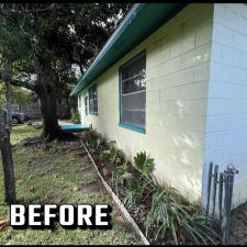 Revitalize-Your-Home-with-Expert-House-Washing-Services-in-Gulf-Breeze-FL-by-Honorable-Pressure-Washing 1